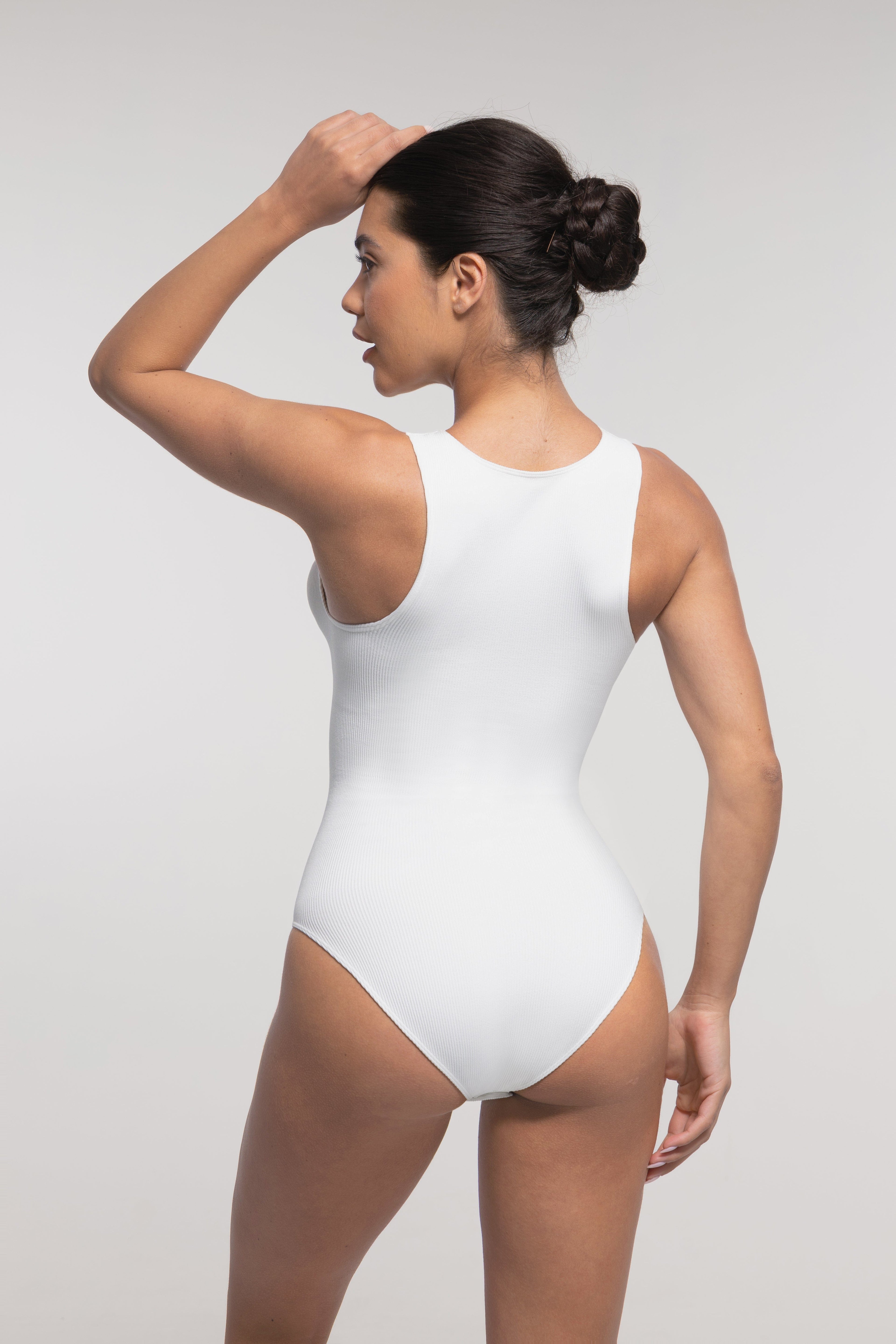 Seamless Ribbed Zip-Front Sleeveless Bodysuit: Ultimate Comfort & Style Shaper