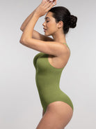 Seamless Ribbed Zip-Front Sleeveless Bodysuit: Ultimate Comfort & Style Shaper